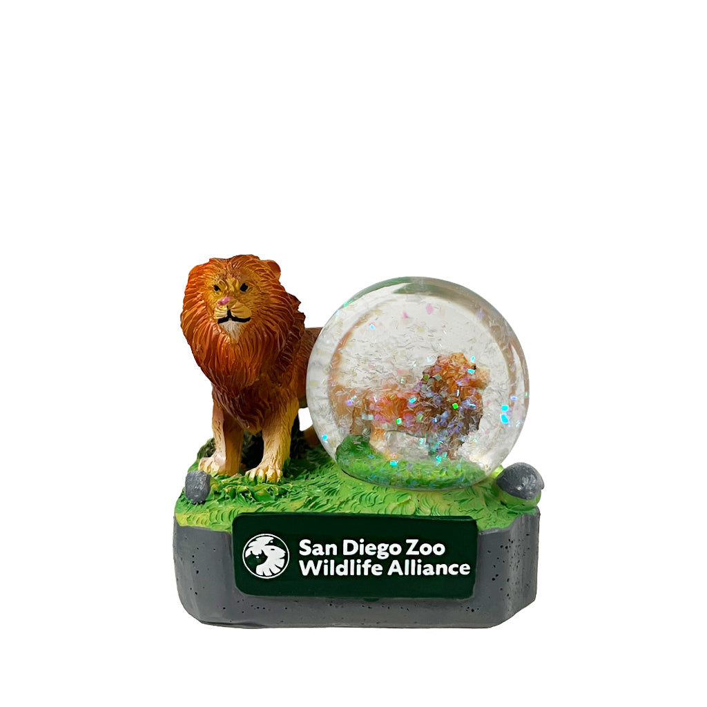 LION DUO SNOW WATER GLOBE ON BASE